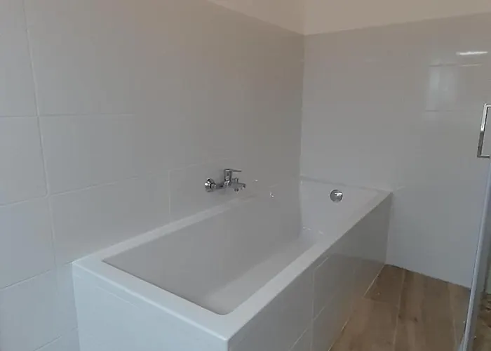 Leonardo Вилла Vale de Carneiro